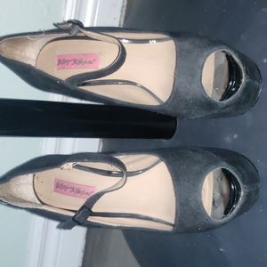 Betsy Johnson platform Heels